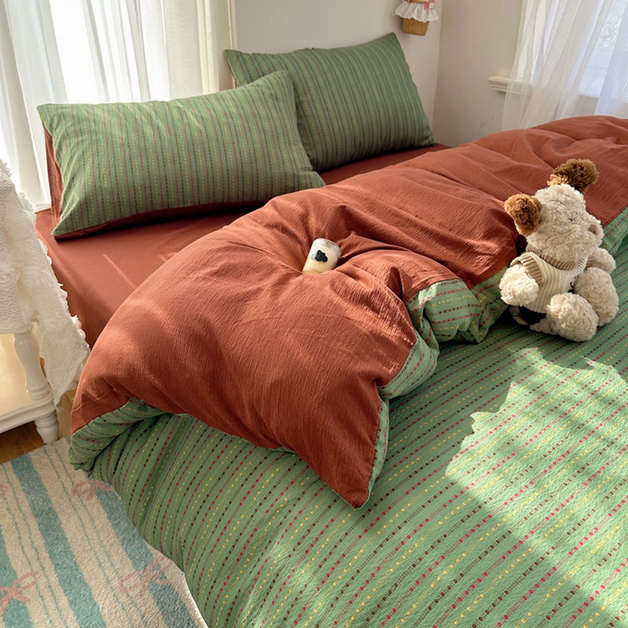 91家纺网 家纺一手货源 找家纺 贝扬思家纺 2025新款敲可爱的奶呼呼云感双层纱简约四件套系列-超级治愈~ 六子棋-绿