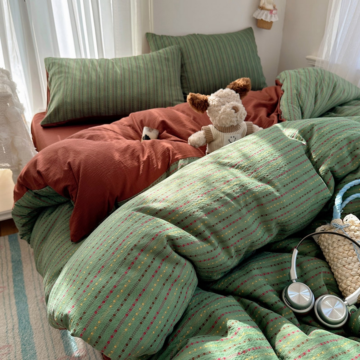 91家纺网 家纺一手货源 找家纺 贝扬思家纺 2025新款敲可爱的奶呼呼云感双层纱简约四件套系列-超级治愈~ 六子棋-绿