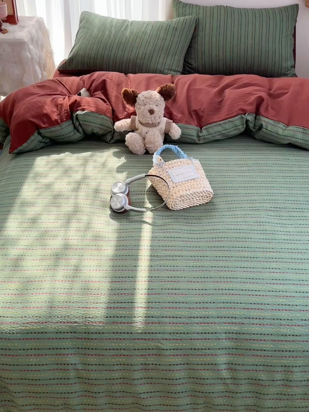 91家纺网 家纺一手货源 找家纺 贝扬思家纺 2025新款敲可爱的奶呼呼云感双层纱简约四件套系列-超级治愈~ 六子棋-绿