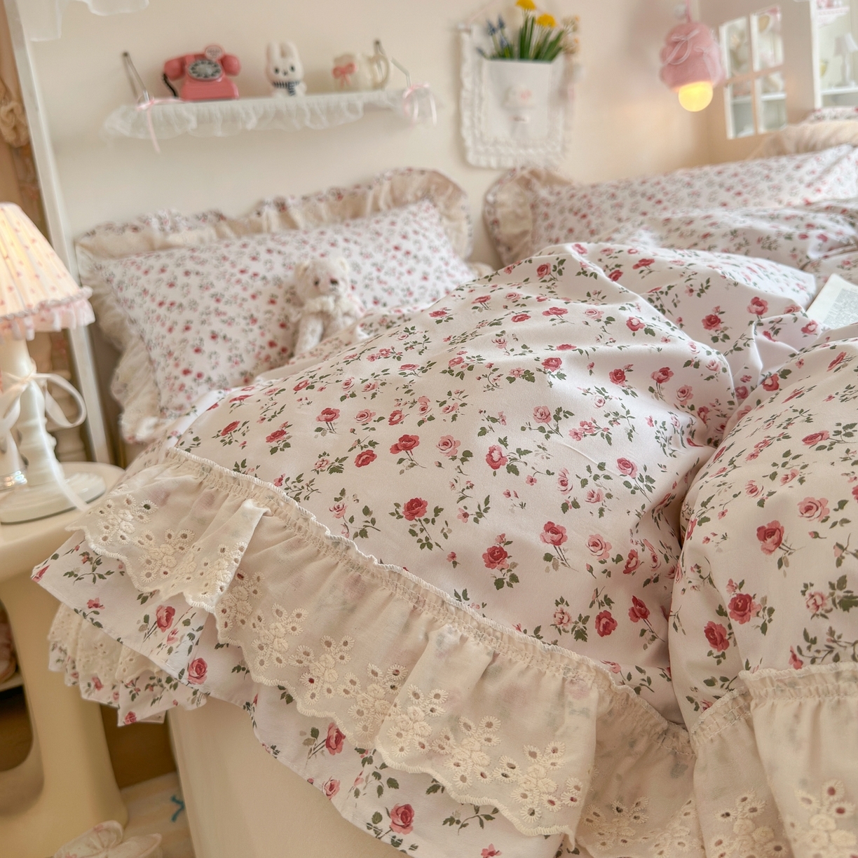 91家纺网 家纺一手货源 找家纺 （总）锦彩家居 2026新款全棉数码印花小碎花花边款三件套四件套INS小红书博主风（提供买家秀）