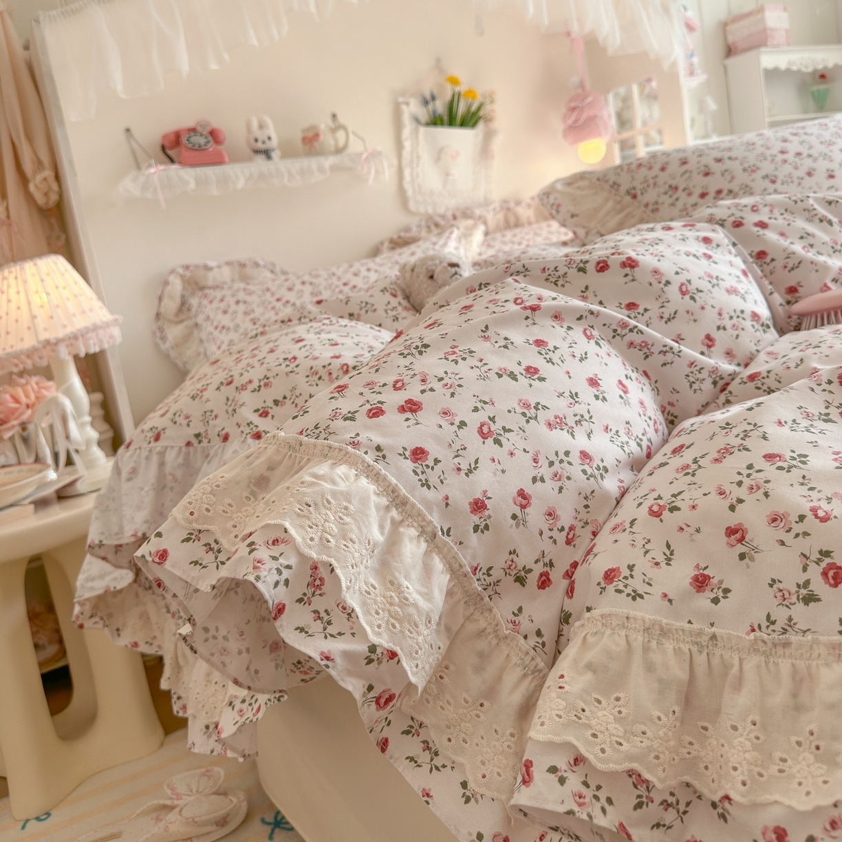 91家纺网 家纺一手货源 找家纺 （总）锦彩家居 2026新款全棉数码印花小碎花花边款三件套四件套INS小红书博主风（提供买家秀）