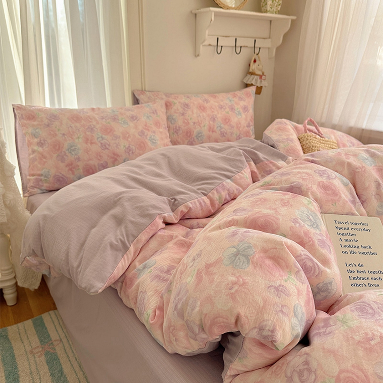 91家纺网 家纺一手货源 找家纺 贝扬思家纺 2025新款敲可爱的奶呼呼云感双层纱简约四件套系列-超级治愈~ 烟紫