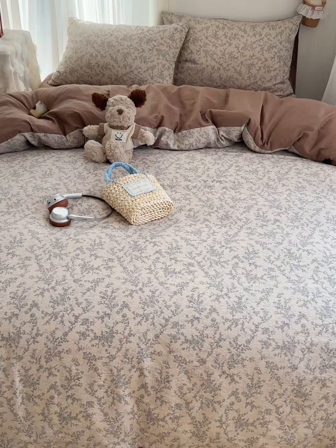 91家纺网 家纺一手货源 找家纺 贝扬思家纺 2025新款敲可爱的奶呼呼云感双层纱简约四件套系列-超级治愈~ 竹歆花语