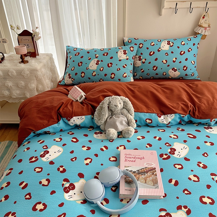 91家纺网 家纺一手货源 找家纺 星禾优选 2025新款全新热款敲可爱的奶呼呼云感双层纱简约四件套系列（提供买家秀） 大脸二胡猫-蓝