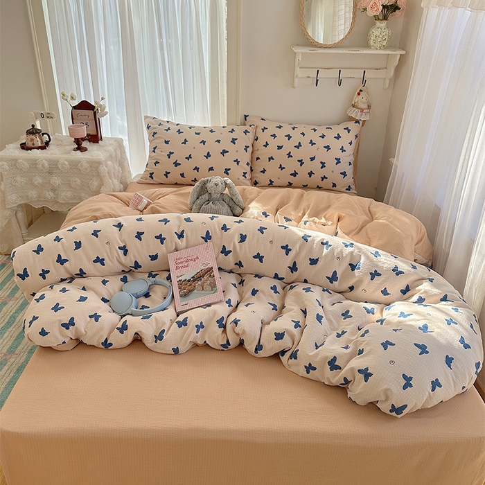 91家纺网 家纺一手货源 找家纺 星禾优选 2025新款全新热款敲可爱的奶呼呼云感双层纱简约四件套系列（提供买家秀） 蝴蝶剪影