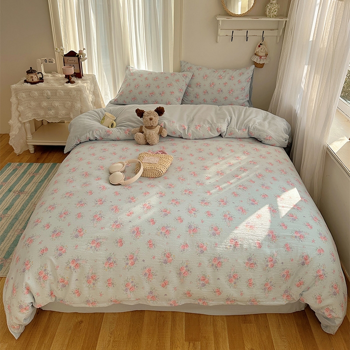 91家纺网 家纺一手货源 找家纺 星禾优选 2025新款全新热款敲可爱的奶呼呼云感双层纱简约四件套系列（提供买家秀） 清风与雾-蓝