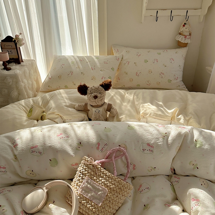 91家纺网 家纺一手货源 找家纺 星禾优选 2025新款全新热款敲可爱的奶呼呼云感双层纱简约四件套系列（提供买家秀） 一口青苹果