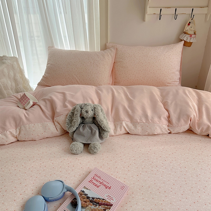 91家纺网 家纺一手货源 找家纺 星禾优选 2025新款全新热款敲可爱的奶呼呼云感双层纱简约四件套系列（提供买家秀） 樱桃奶球