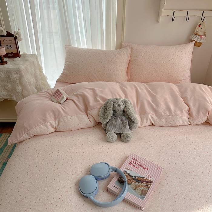 91家纺网 家纺一手货源 找家纺 星禾优选 2025新款全新热款敲可爱的奶呼呼云感双层纱简约四件套系列（提供买家秀） 樱桃奶球