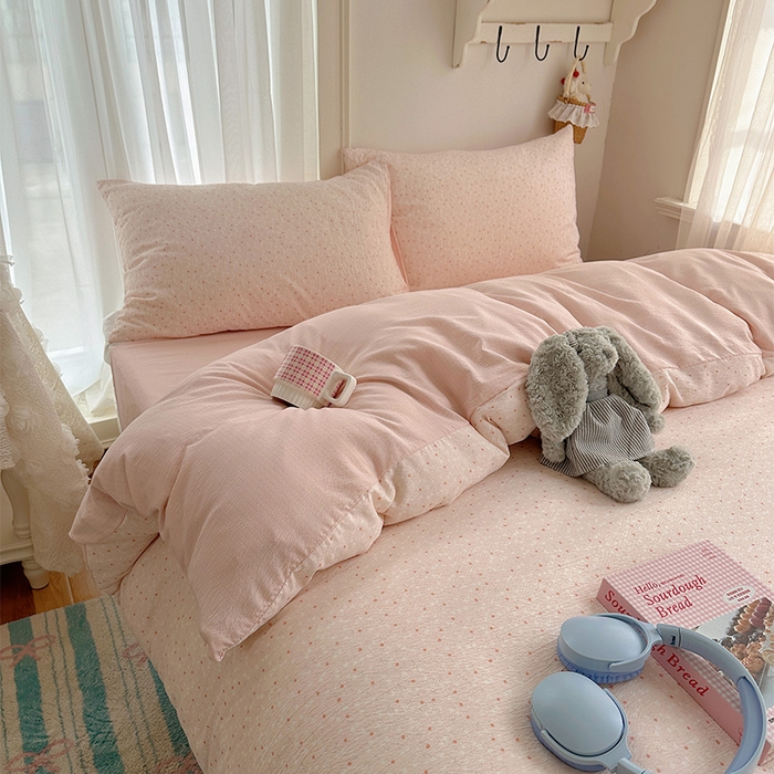 91家纺网 家纺一手货源 找家纺 星禾优选 2025新款全新热款敲可爱的奶呼呼云感双层纱简约四件套系列（提供买家秀） 樱桃奶球