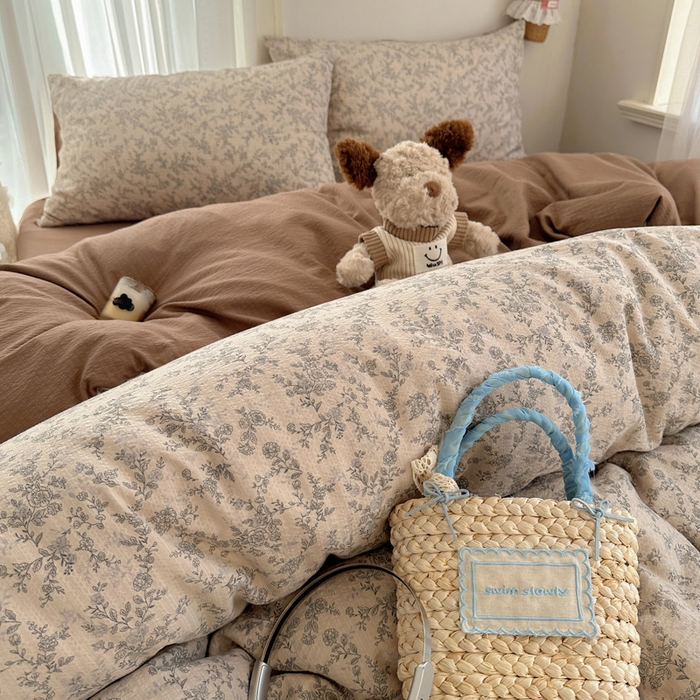 91家纺网 家纺一手货源 找家纺 星禾优选 2025新款全新热款敲可爱的奶呼呼云感双层纱简约四件套系列（提供买家秀） 竹歆花语