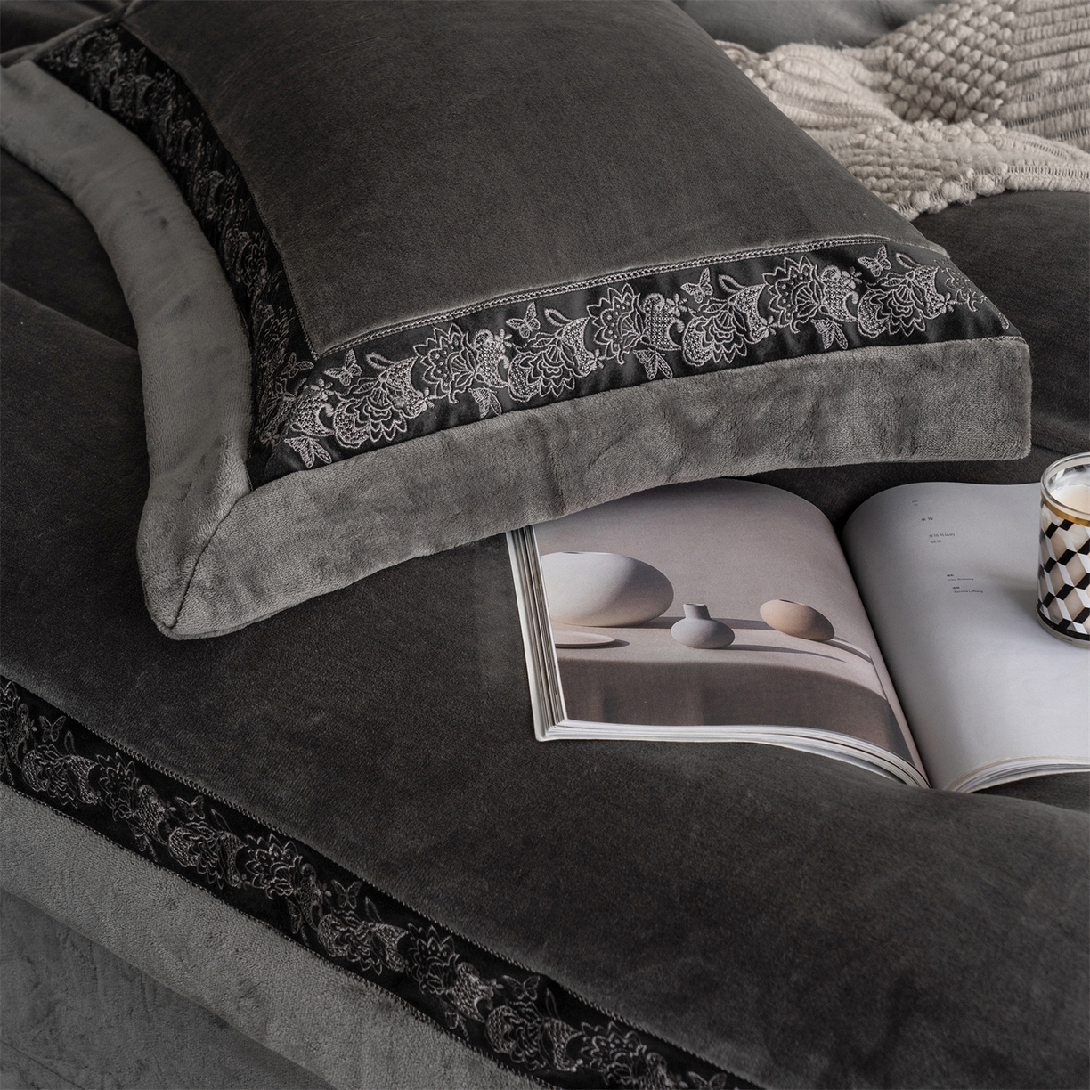 91家纺网 家纺一手货源 找家纺 时亿 20225新款高克重270g奶芙绒系列--知岚 知岚--慕克灰