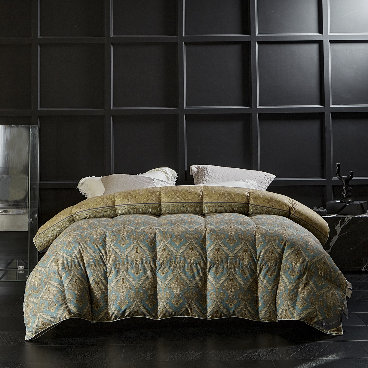 91家纺网 家纺一手货源 找家纺 （总）暖羽屋羽绒馆 2025新款国标95白鹅绒被子 绒子含量95羽绒被芯 双人2米加大冬被 婚庆羽绒被秋冬被