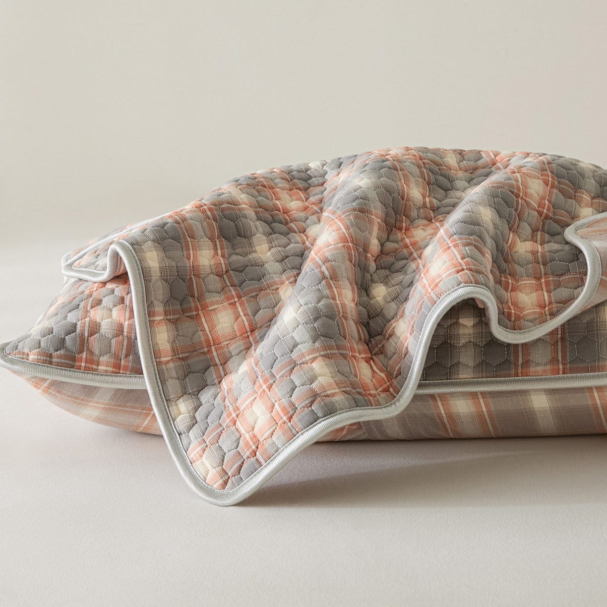 91家纺网 家纺一手货源 找家纺 芬晴家纺 2025新款全棉色织棉花枕套 本色