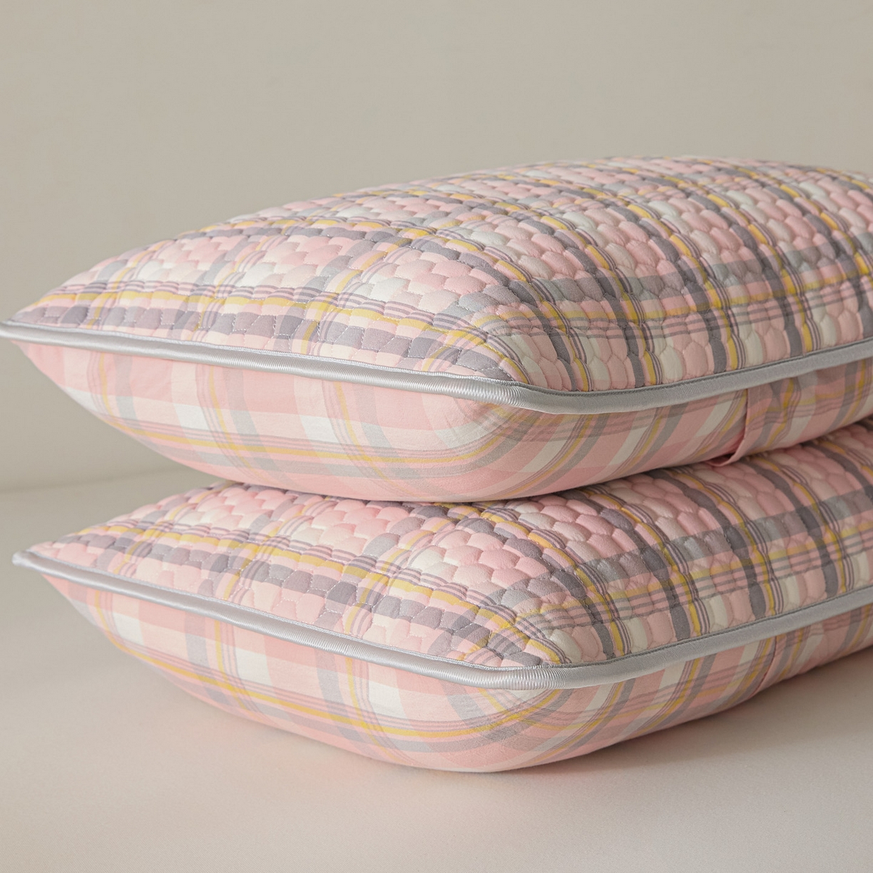 91家纺网 家纺一手货源 找家纺 芬晴家纺 2025新款全棉色织棉花枕套 清风-粉