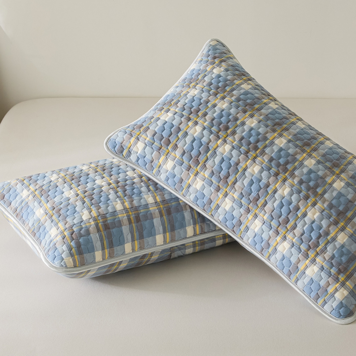 91家纺网 家纺一手货源 找家纺 芬晴家纺 2025新款全棉色织棉花枕套 清风-兰