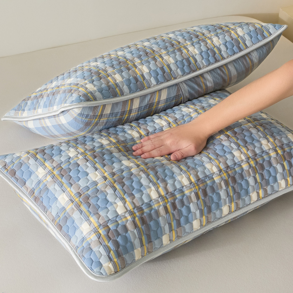 91家纺网 家纺一手货源 找家纺 芬晴家纺 2025新款全棉色织棉花枕套 清风-兰