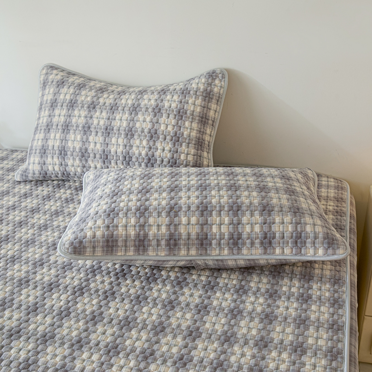 91家纺网 家纺一手货源 找家纺 芬晴家纺 2025新款色织全棉棉花床笠 日常