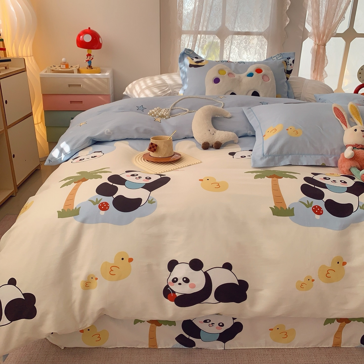 91家纺网 家纺一手货源 找家纺 莱豫家纺 2026新款全棉纯棉小清新印花四件套-第一波 快乐熊猫蓝