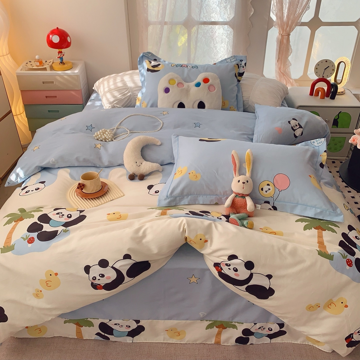 91家纺网 家纺一手货源 找家纺 莱豫家纺 2026新款全棉纯棉小清新印花四件套-第一波 快乐熊猫蓝