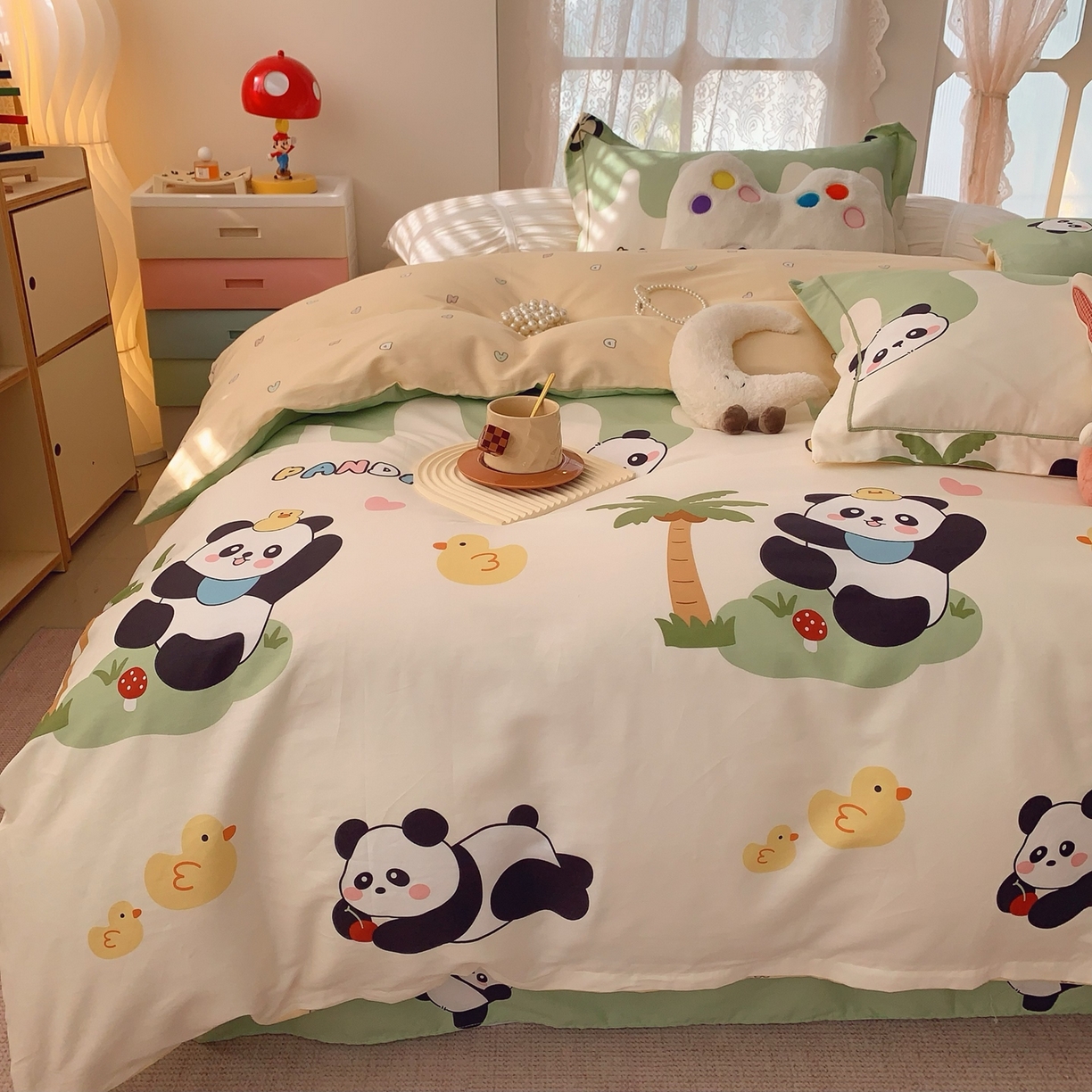 91家纺网 家纺一手货源 找家纺 莱豫家纺 2026新款全棉纯棉小清新印花四件套-第一波 快乐熊猫绿