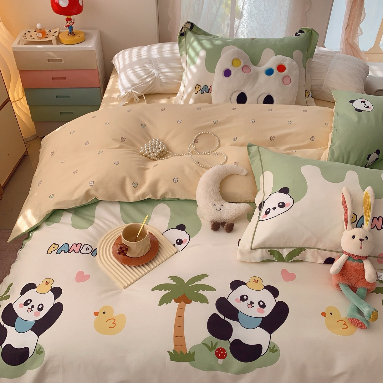 91家纺网 家纺一手货源 找家纺 莱豫家纺 2026新款全棉纯棉小清新印花四件套-第一波 快乐熊猫绿