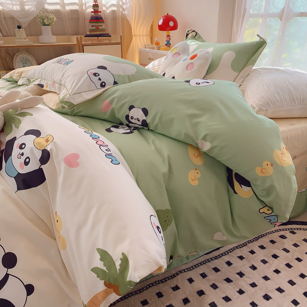 91家纺网 家纺一手货源 找家纺 莱豫家纺 2026新款全棉纯棉小清新印花四件套-第一波 快乐熊猫绿