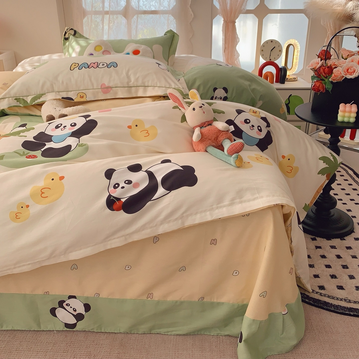 91家纺网 家纺一手货源 找家纺 莱豫家纺 2026新款全棉纯棉小清新印花四件套-第一波 快乐熊猫绿