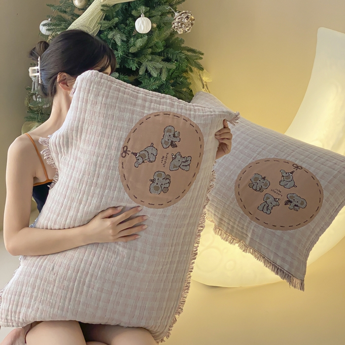 91家纺网 家纺一手货源 找家纺 麻依 2025新款全棉四层纱布软萌流苏枕巾 帽子小象