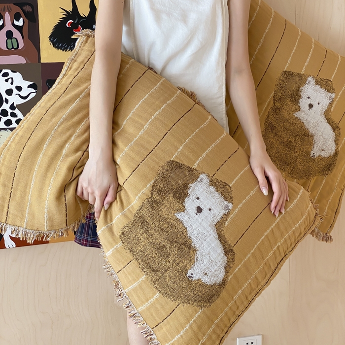 91家纺网 家纺一手货源 找家纺 麻依 2025新款全棉四层纱布软萌流苏枕巾 沙发小狗