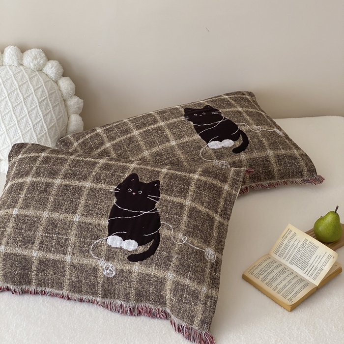 91家纺网 家纺一手货源 找家纺 麻依 2025新款全棉四层纱布软萌流苏枕巾 线团小咪