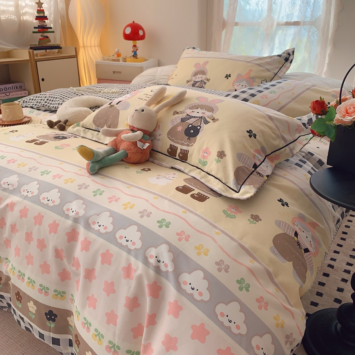 91家纺网 家纺一手货源 找家纺 莱豫家纺 2026新款全棉纯棉小清新印花四件套-第一波 猫女郎