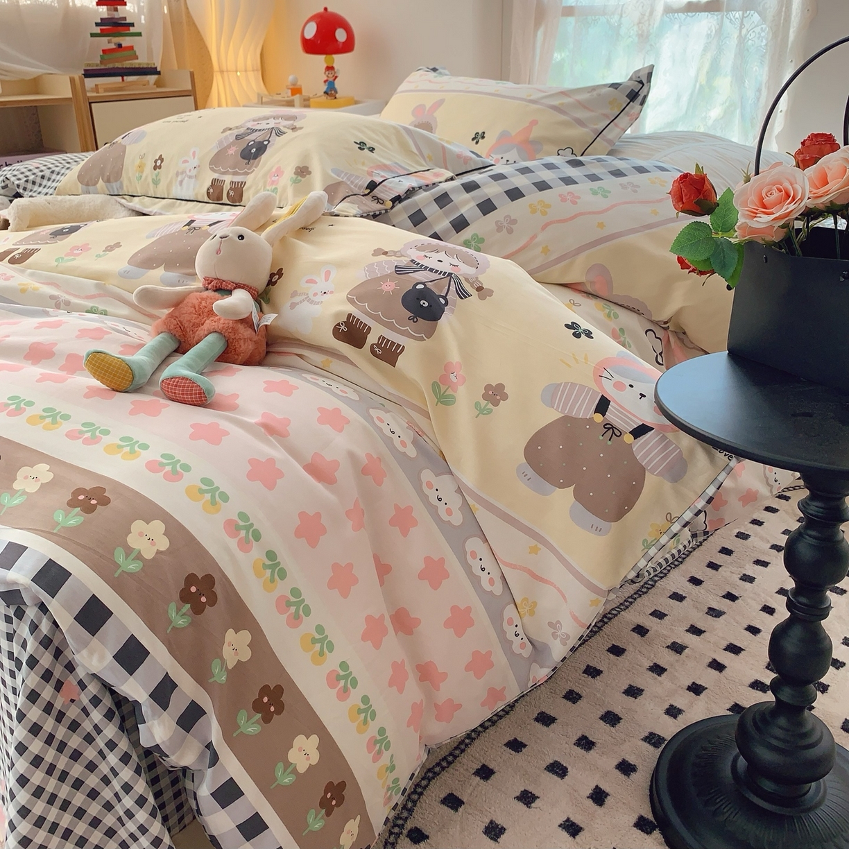 91家纺网 家纺一手货源 找家纺 莱豫家纺 2026新款全棉纯棉小清新印花四件套-第一波 猫女郎