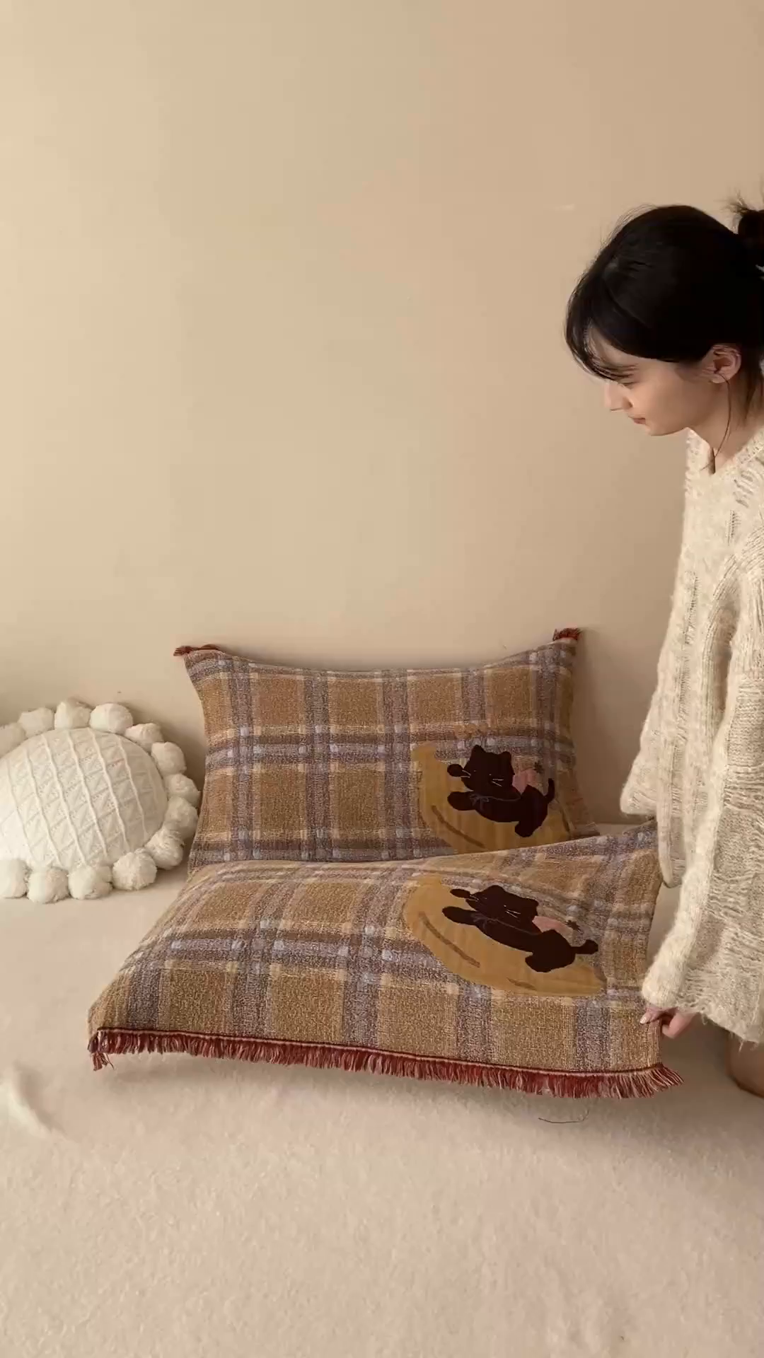 91家纺网 家纺一手货源 找家纺 麻依 2025新款全棉四层纱布软萌流苏枕巾 香蕉小猫