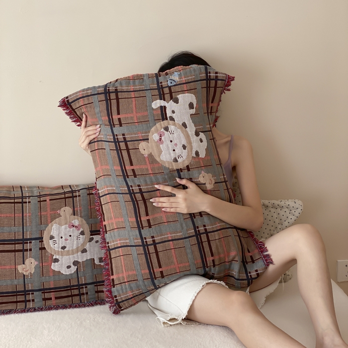 91家纺网 家纺一手货源 找家纺 麻依 2025新款全棉四层纱布软萌流苏枕巾 鸭鸭小猫