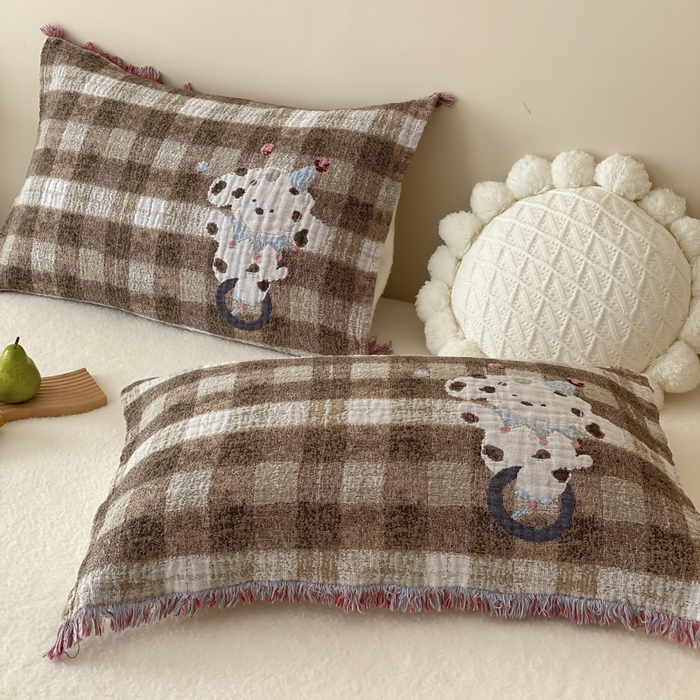 91家纺网 家纺一手货源 找家纺 麻依 2025新款全棉四层纱布软萌流苏枕巾 杂技小狗