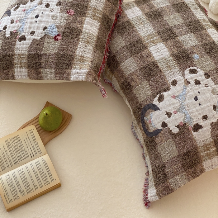 91家纺网 家纺一手货源 找家纺 麻依 2025新款全棉四层纱布软萌流苏枕巾 杂技小狗