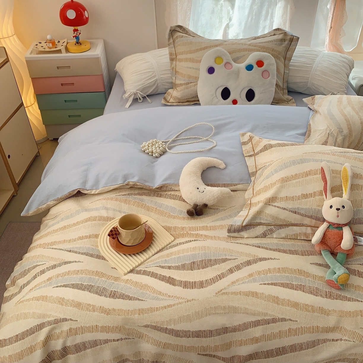 91家纺网 家纺一手货源 找家纺 莱豫家纺 2026新款全棉纯棉小清新印花四件套-第一波 曲线