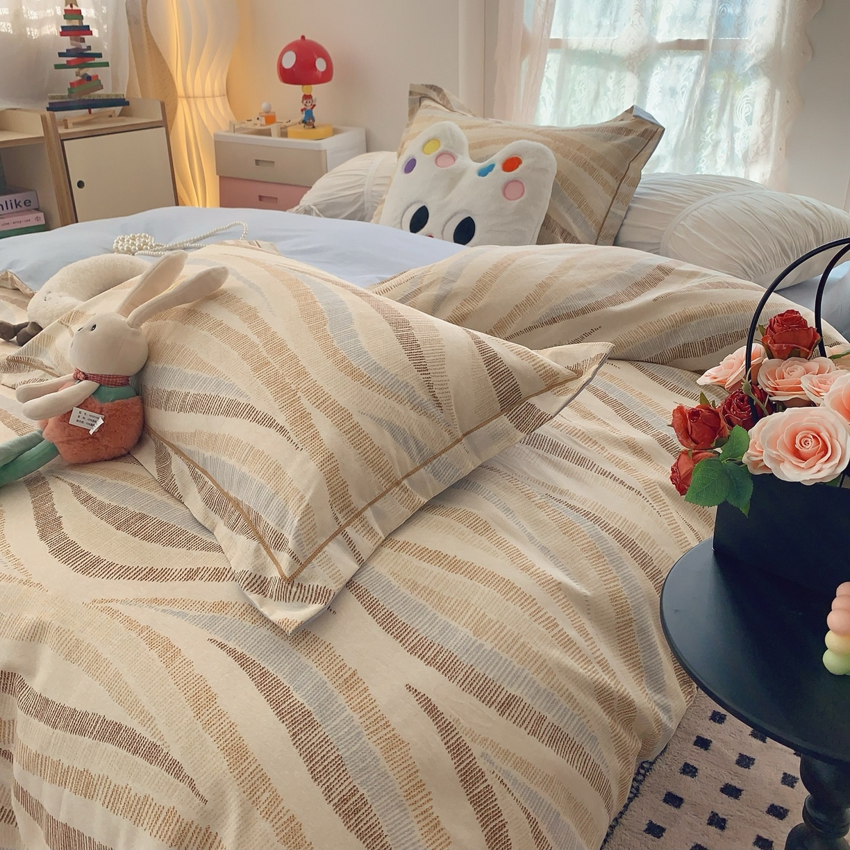 91家纺网 家纺一手货源 找家纺 莱豫家纺 2026新款全棉纯棉小清新印花四件套-第一波 曲线