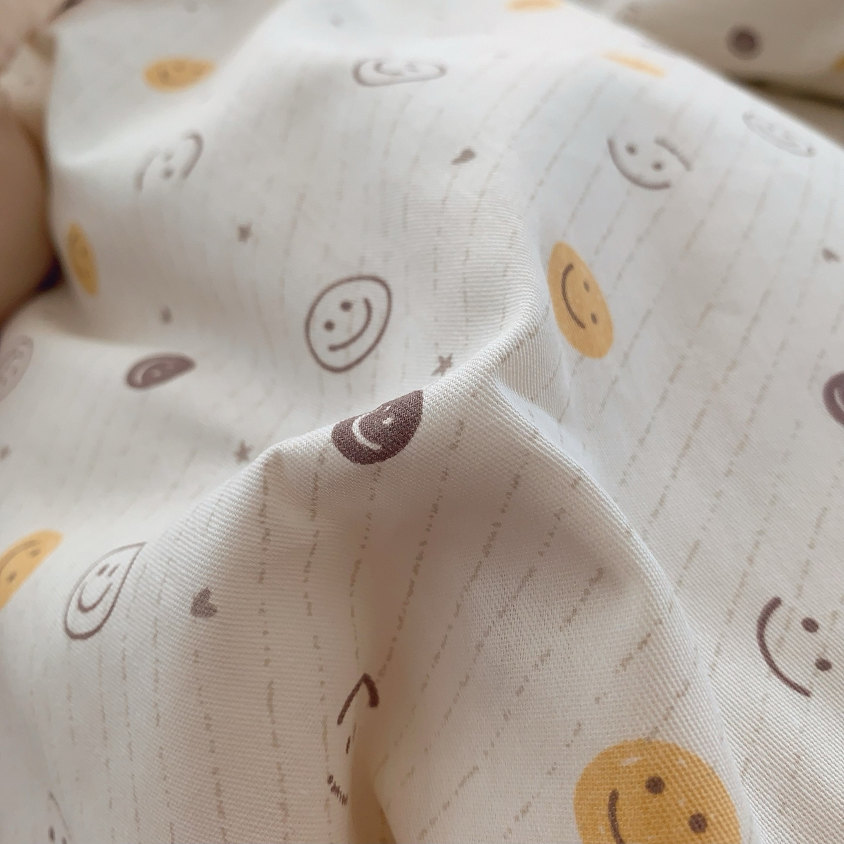 91家纺网 家纺一手货源 找家纺 莱豫家纺 2026新款全棉纯棉小清新印花四件套-第一波 微笑百事达