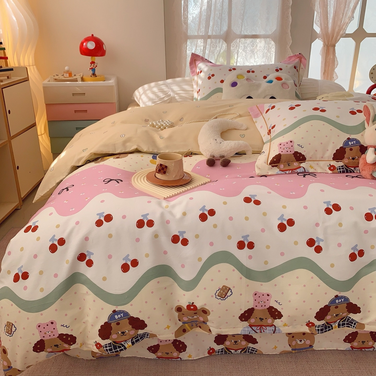 91家纺网 家纺一手货源 找家纺 莱豫家纺 2026新款全棉纯棉小清新印花四件套-第一波 樱桃狗狗