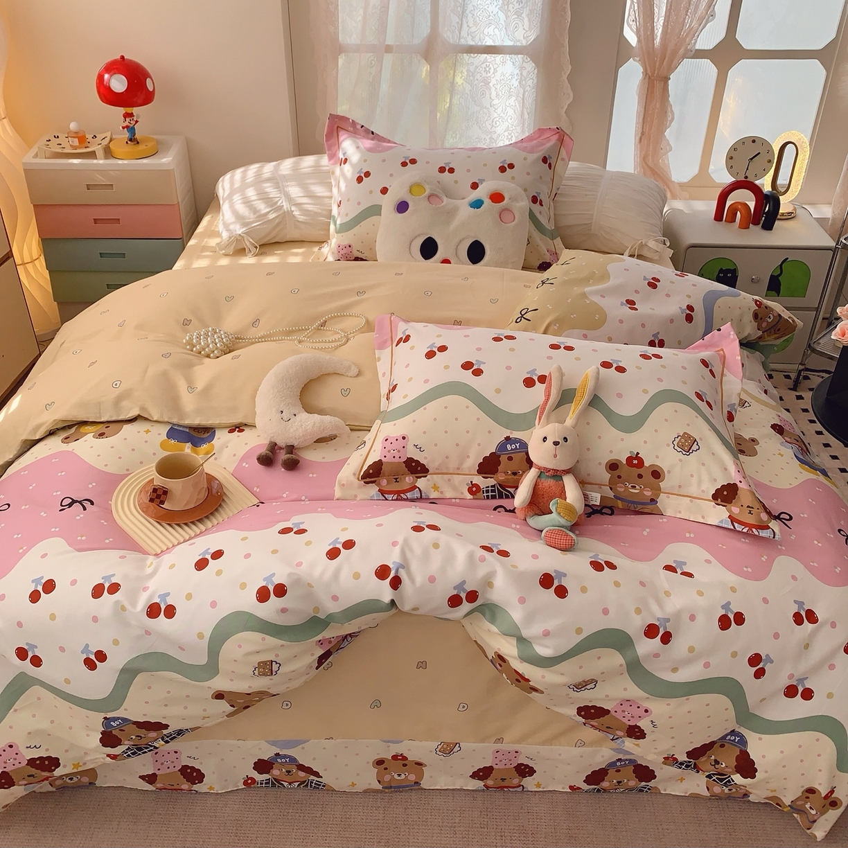 91家纺网 家纺一手货源 找家纺 莱豫家纺 2026新款全棉纯棉小清新印花四件套-第一波 樱桃狗狗