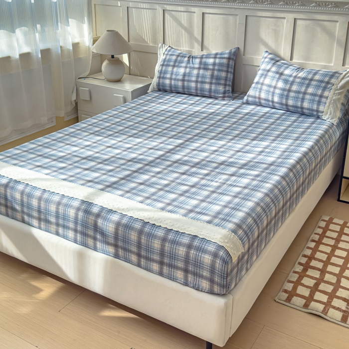 91家纺网 家纺一手货源 找家纺 富阿娜家纺 2026年新款小布袋简约复古花边床笠三件套 雾蓝格序