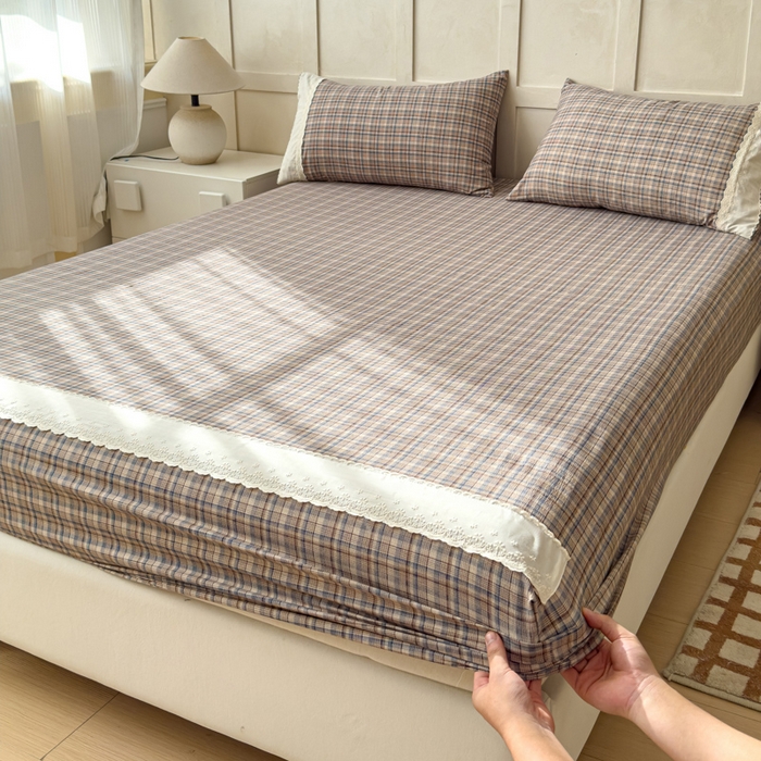 91家纺网 家纺一手货源 找家纺 富阿娜家纺 2026年新款小布袋简约复古花边床笠三件套 浅棕软格