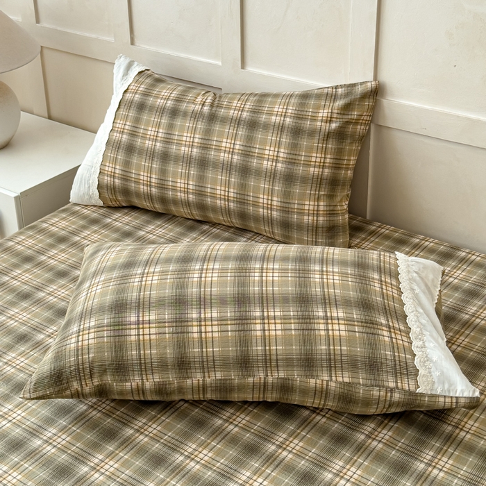 91家纺网 家纺一手货源 找家纺 富阿娜家纺 2026年新款小布袋简约复古花边床笠三件套 茶褐织格