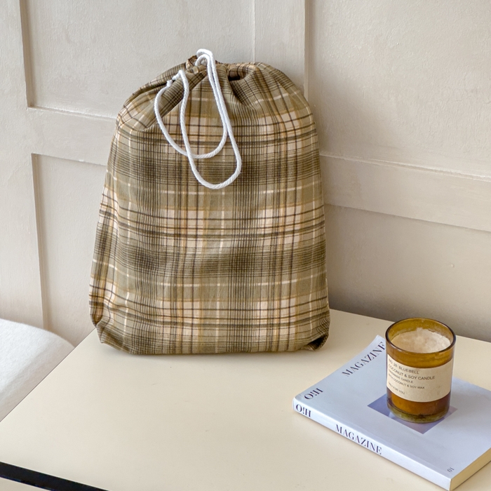 91家纺网 家纺一手货源 找家纺 富阿娜家纺 2026年新款小布袋简约复古花边床笠三件套 茶褐织格