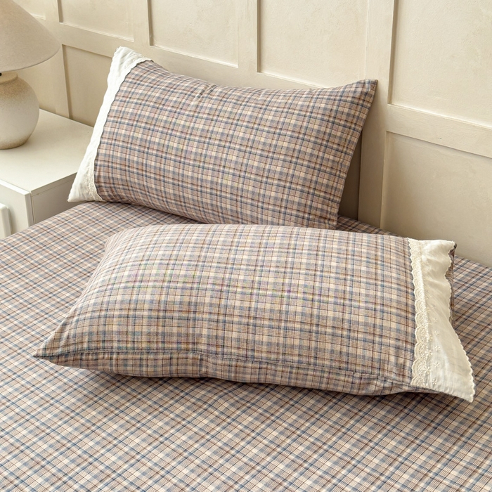 91家纺网 家纺一手货源 找家纺 富阿娜家纺 2026年新款小布袋简约复古花边床笠三件套 浅棕软格