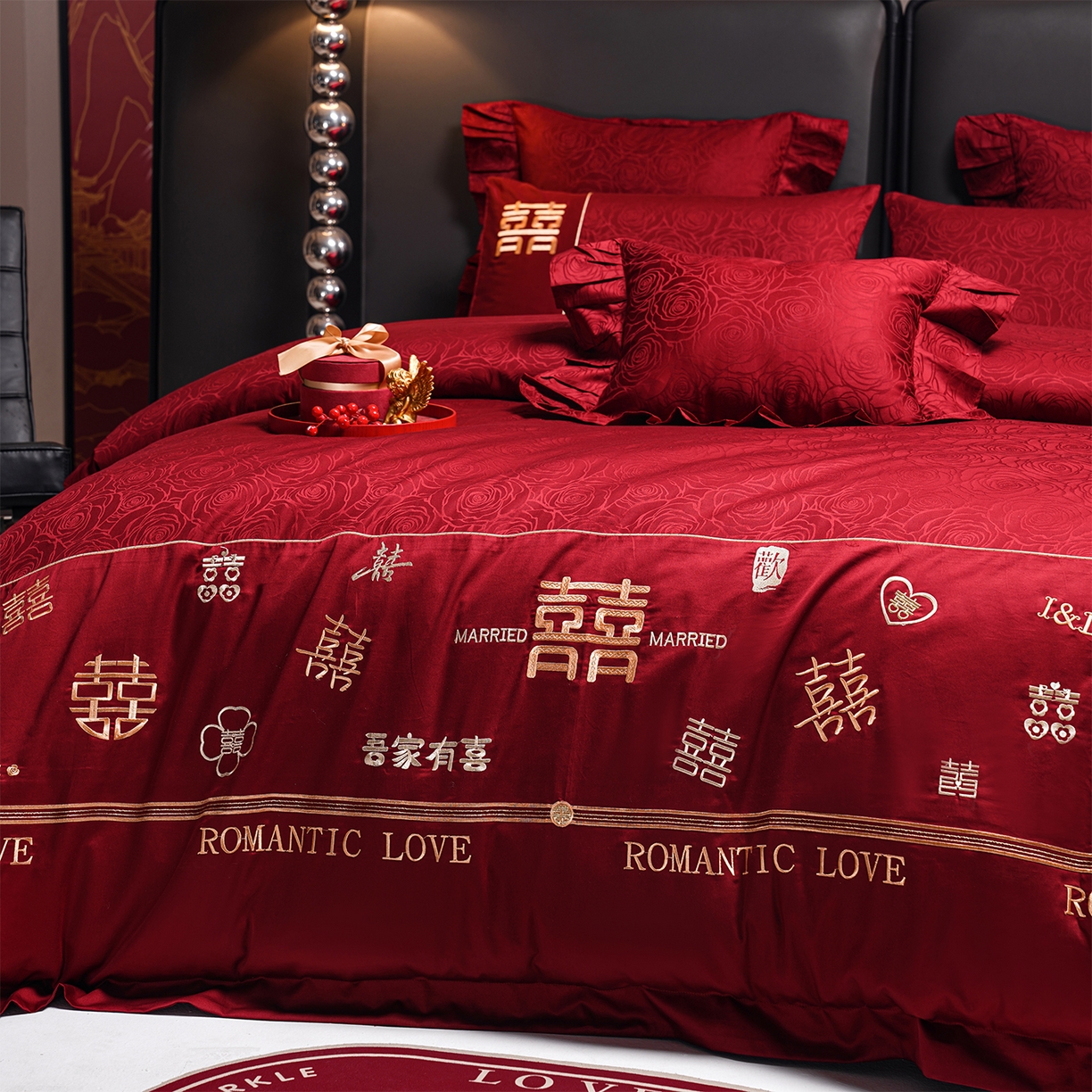 91家纺网 家纺一手货源 找家纺 （总）用心 2026年新款双面长绒棉提花婚庆刺绣四件套