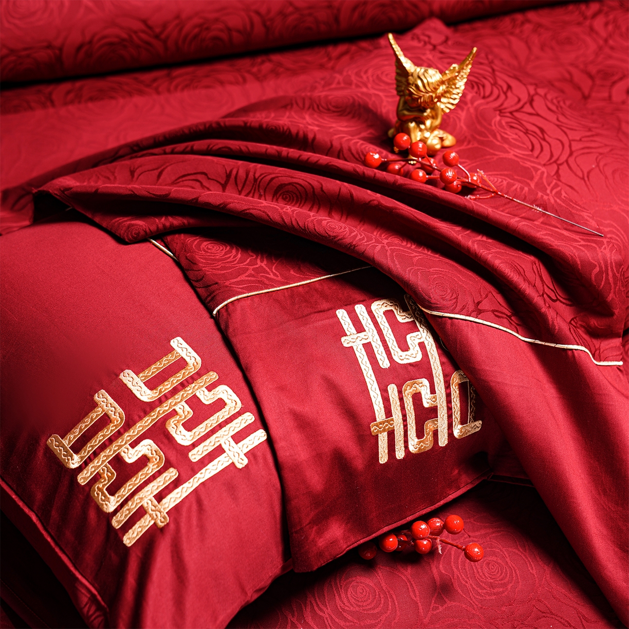 91家纺网 家纺一手货源 找家纺 （总）用心 2026年新款双面长绒棉提花婚庆刺绣四件套