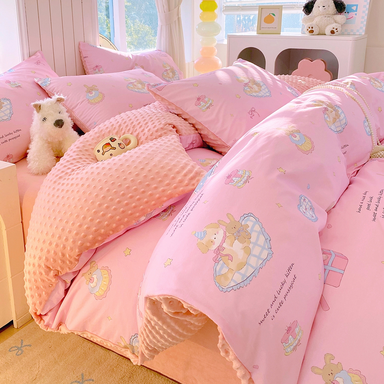 91家纺网 家纺一手货源 找家纺 金鑫汇家纺 2025新款全棉纯棉棉加豆豆绒棉加绒系列四件套 棉加豆豆绒-祈愿萌宠-粉